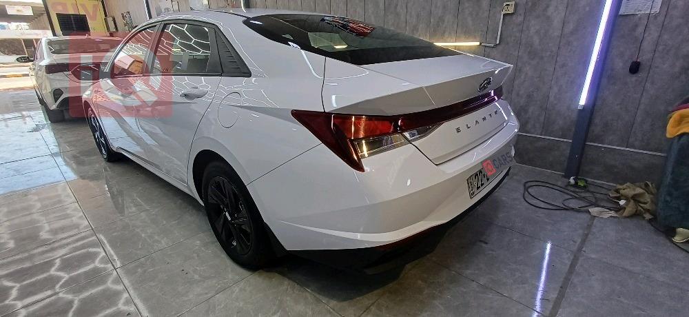 هیوندای ئەلەنترا